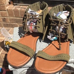 🚨B2G1 New MINNETONKA Green Suede Leather Fringed Open Toe Sandals